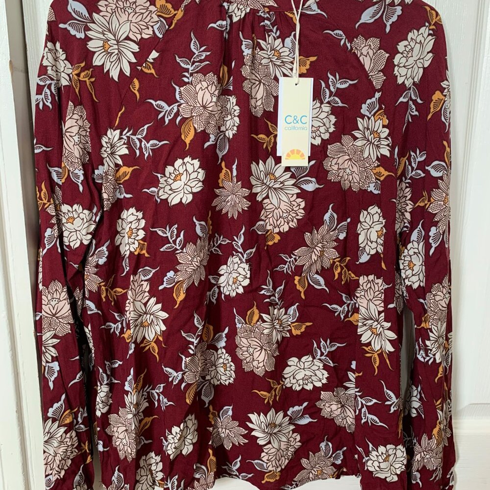 NWT! C&C California Long Sleeve Floral Top Size Small - Burgundy, Cabernet, Red